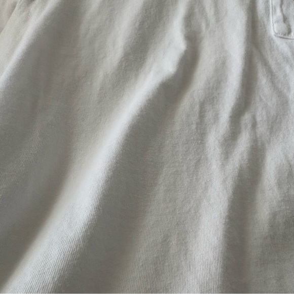 UNIQLO x KAWS sz S White Pocket Tshirt Short Sleeve Red Heart - Picture 7 of 9